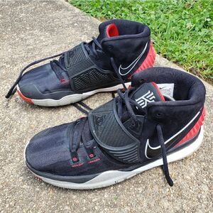 Nike Kids Kyrie 6 GS sneakers- SIZE 7Y